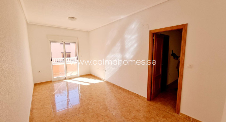Apartment - Sale - Torrevieja - Calas blanca