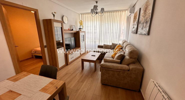 Apartment - Sale - Torrevieja - Centro