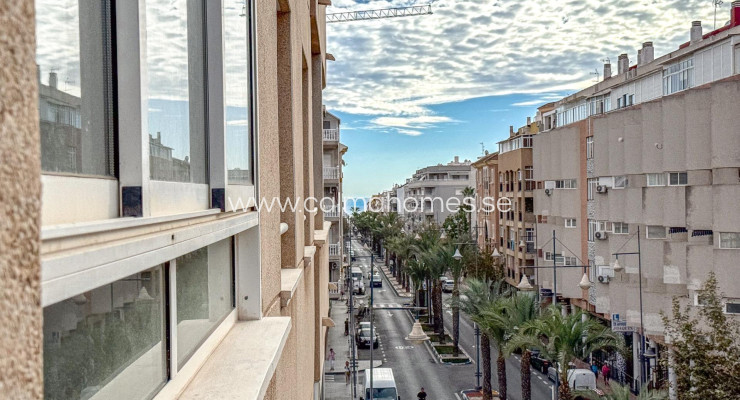 Apartment - Sale - Torrevieja - Playa del Cura