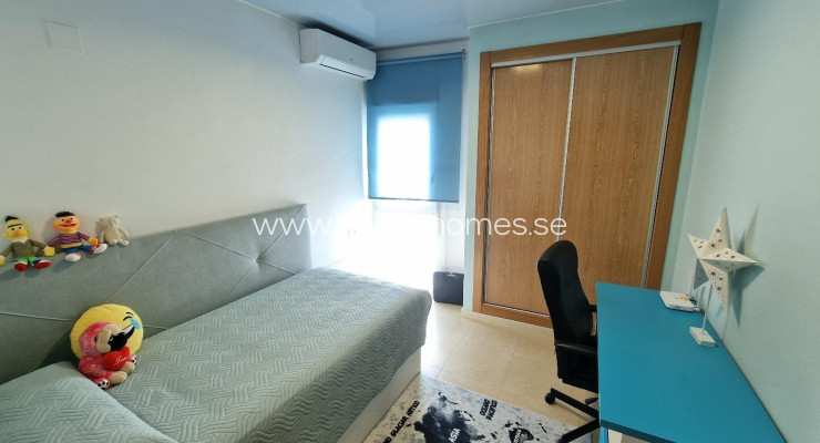 Flat - Venta - Torrevieja - Playa de los Locos