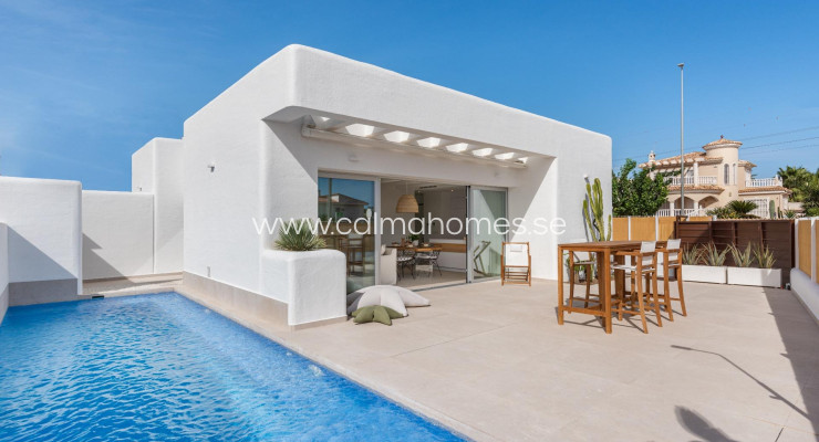 Villa - Sale - Dolores - Polideportivo