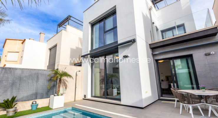 Villa - Sale - Orihuela Costa - Villamartín