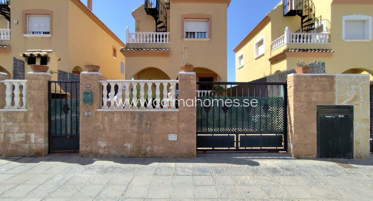 Villa - Sale - Torrevieja - Aguas nuevas 2