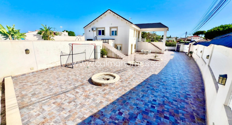 Villa - Sale - Torrevieja - Los Balcones