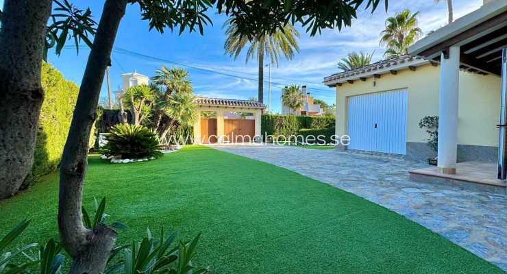 Villa - Sprzedaż - Cabo Roig - Cabo Roig