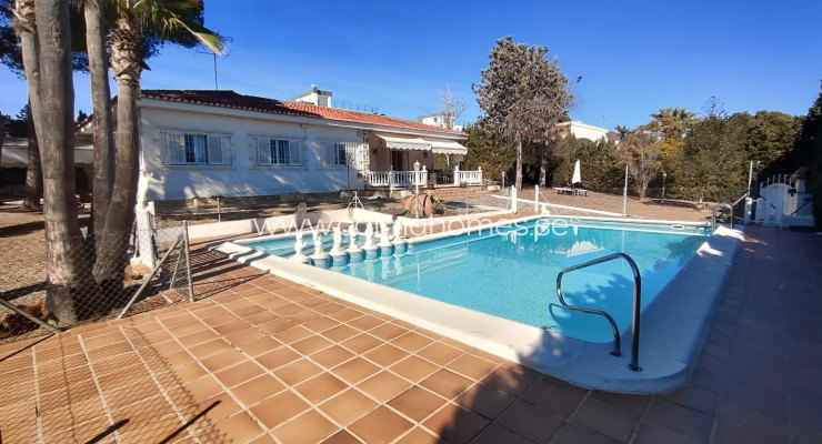 Villa - Venta - Torrevieja - Los Balcones