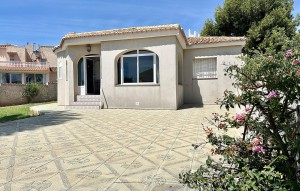 Sale - Villa -
Orihuela Costa - Lomas de Cabo Roig