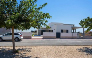 Sale - Villa -
Daya Nueva - CENTRO