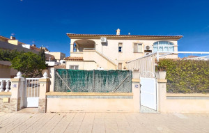 Sale - Bungalow -
Torrevieja - Torreblanca