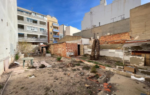 Resale - Plot -
Torrevieja - Playa del Cura