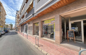 Sale - Business -
Torrevieja - Playa del Cura