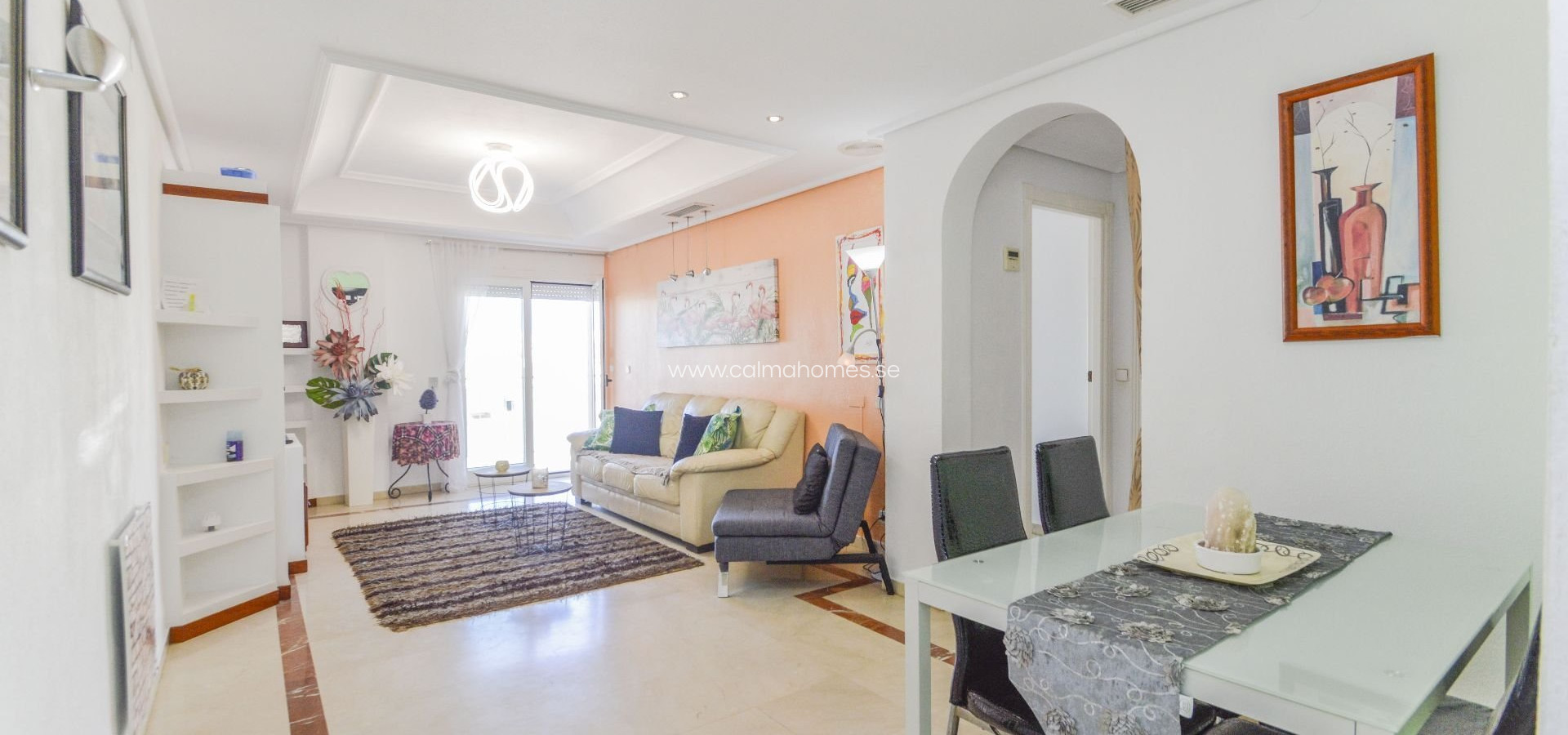 Sale - Apartment -
Torrevieja - Centro Torrevieja