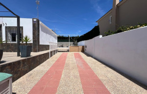 Sale - Villa -
Torrevieja - Los Altos