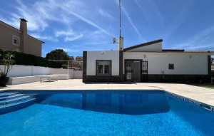 Sale - Villa -
Torrevieja - Los Altos