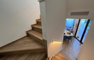 Sale - Villa -
Torrevieja - La veleta