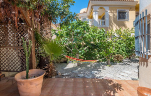 Sale - Villa -
San Miguel de Salinas - Blue Lagoon - El Galan