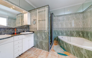 Sale - Villa -
Orihuela Costa - La Zenia