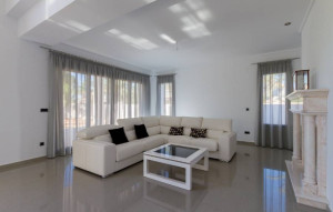 Sale - Villa -
Orihuela Costa - Cabo Roig