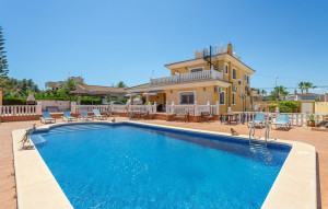 Sale - Villa -
Torrevieja - Los Balcones