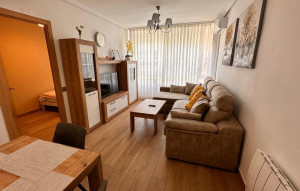 Sale - Apartment -
Torrevieja - Centro