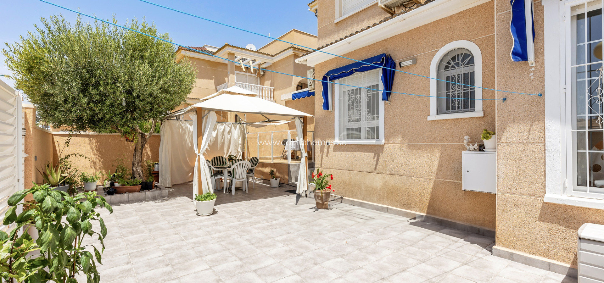 Sale - Apartment -
Orihuela Costa - La Zenia