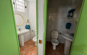 Sale - Commercial Unit -
Torrevieja - Estacion de autobuses