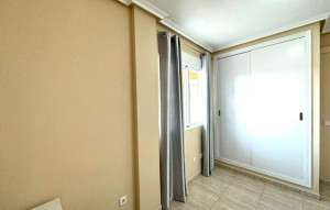 Sale - Penthouse -
Lo Pagan - Villananitos