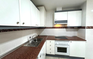 Sale - Penthouse -
Lo Pagan - Villananitos