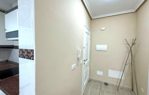 Sale - Penthouse -
Lo Pagan - Villananitos