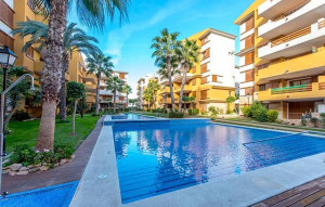 Sale - Apartment -
Torrevieja - Punta Prima