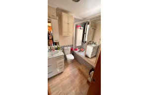 Sale - Apartment -
Torrevieja - Centro