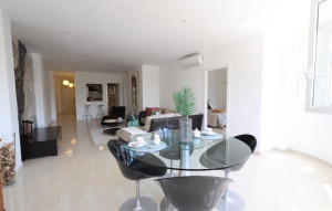 Venta - Apartment -
Torrevieja