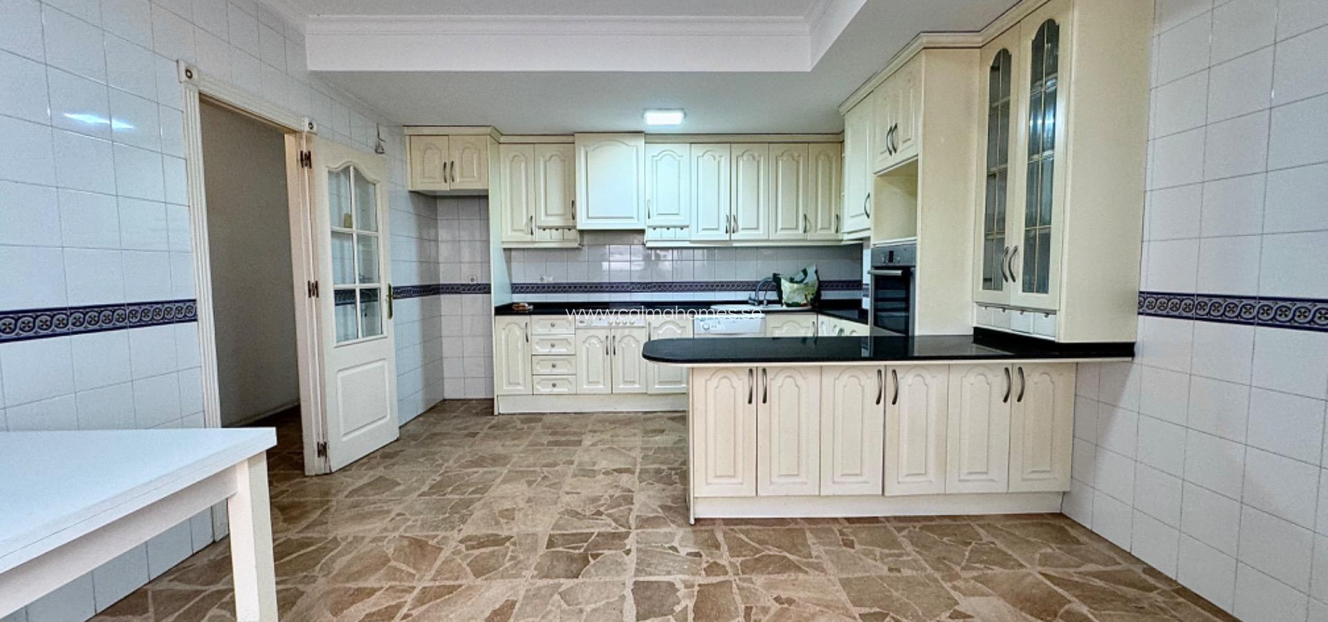 Resale - Apartment -
Torrevieja