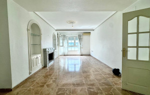 Resale - Apartment -
Torrevieja