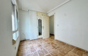 Resale - Apartment -
Torrevieja