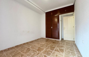 Resale - Apartment -
Torrevieja