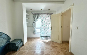 Resale - Apartment -
Torrevieja