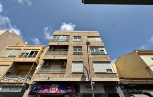 Resale - Apartment -
Torrevieja