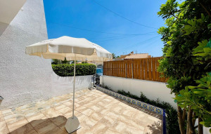 Sprzedaż - Terraced house -
Torrevieja - Los Balcones