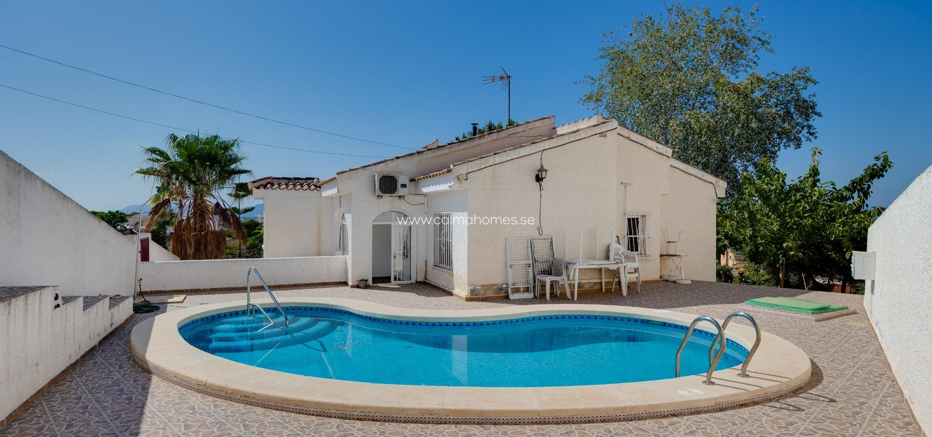 Sale - Villa -
Rojales - Campo de golf