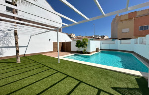 Venta - Bungalow -
Pilar de la Horadada