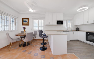 Sale - Villa -
Orihuela Costa - Los Dolses