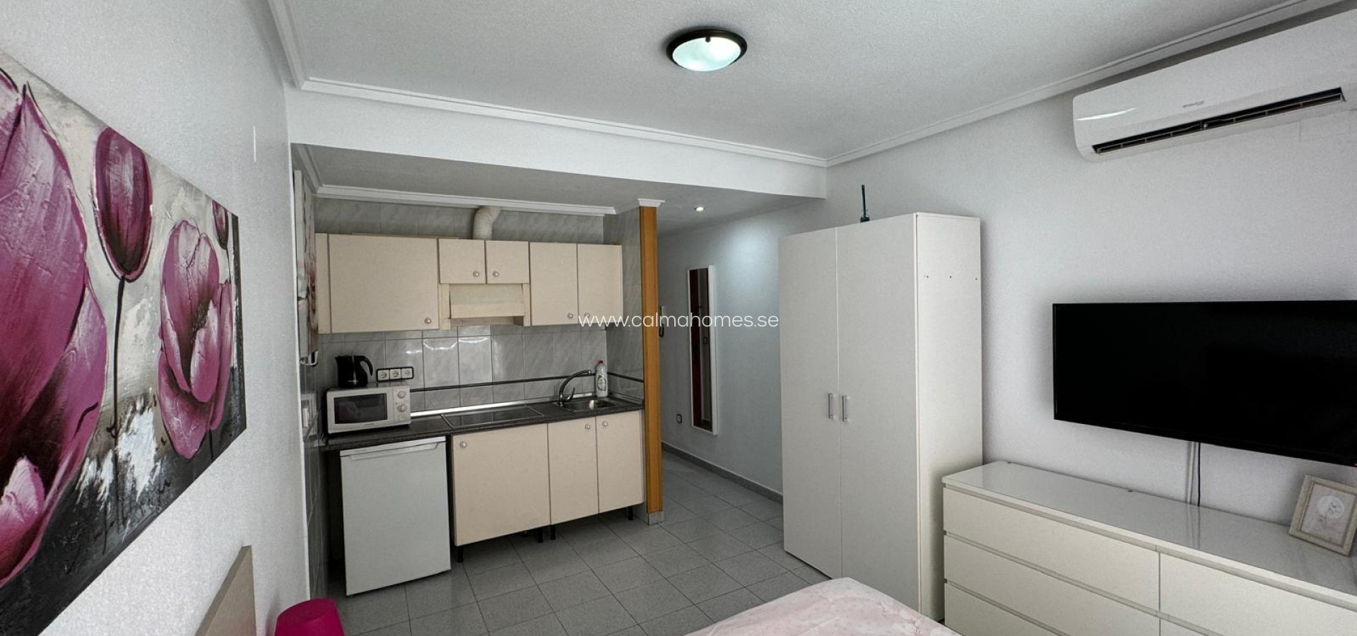 Resale - Studio -
Torrevieja - Playa de los Locos