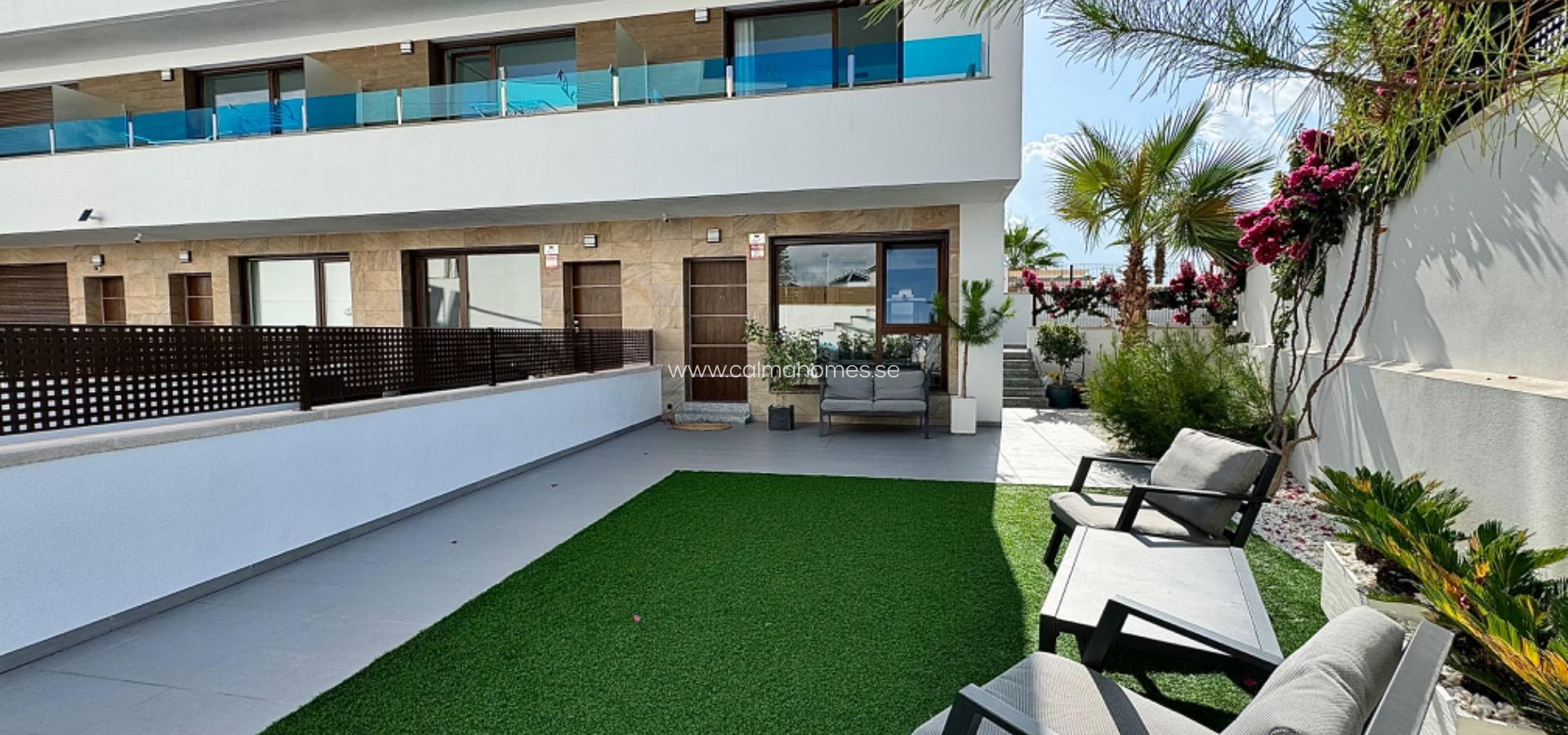 Sale - Villa -
Torrevieja - Los Altos