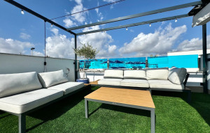 Sale - Villa -
Torrevieja - Los Altos