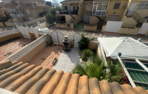 Sale - Terraced house -
Torrevieja - Los Altos
