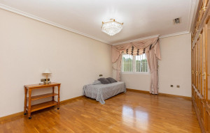 Sale - Villa -
Torrevieja - Torreta Florida