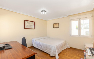 Sale - Villa -
Torrevieja - Torreta Florida
