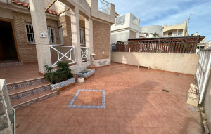 Sale - Terraced house -
Orihuela Costa - Playa Flamenca Norte