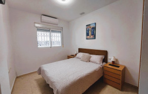 Sale - Ground Floor -
Torrevieja - Playa de los Locos